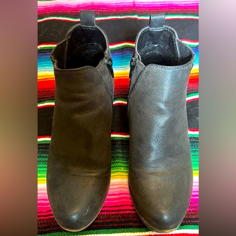 Women’s Black booties